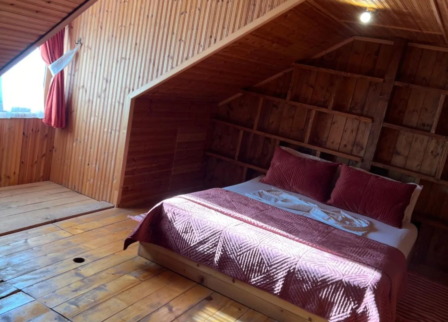 Hotel Kulla E Arte Razem 3*,  Albania